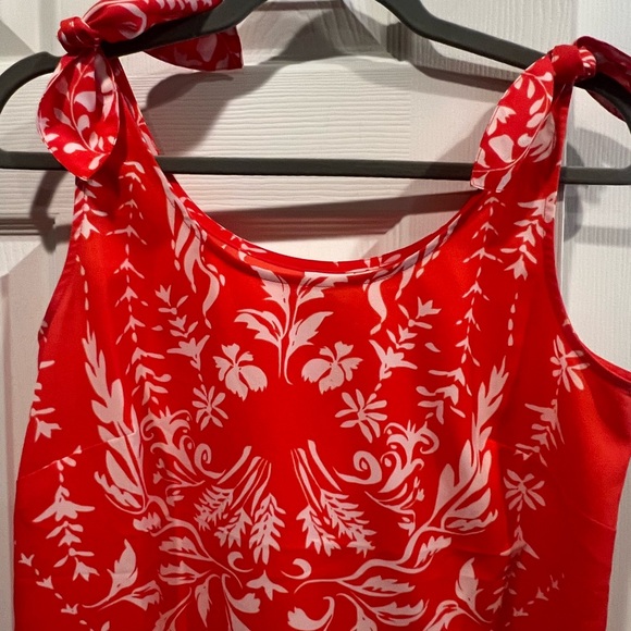 Cabi brand sleeveless tie top blouse - Picture 2 of 8